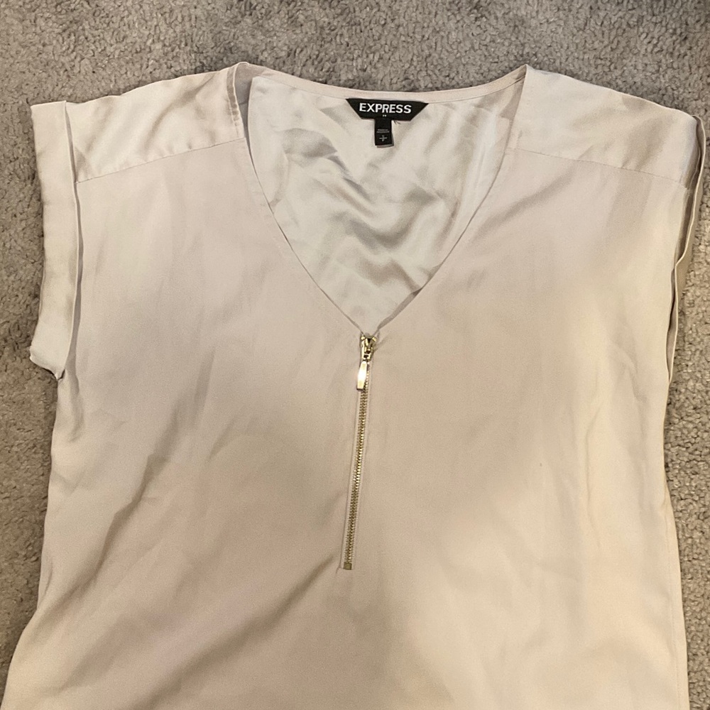 Express Cream V-Neck Zip Front Blouse